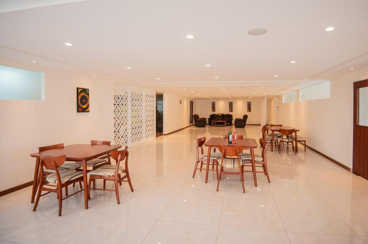 The Crossroads Hotel, Westlands Nairobi Exteriér fotografie